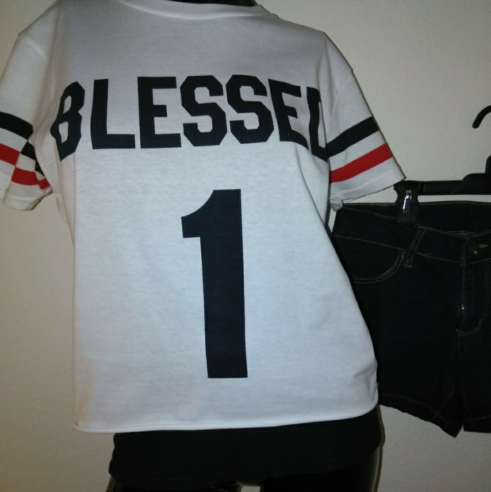 BLESSED crop top - Picture 2 of 4